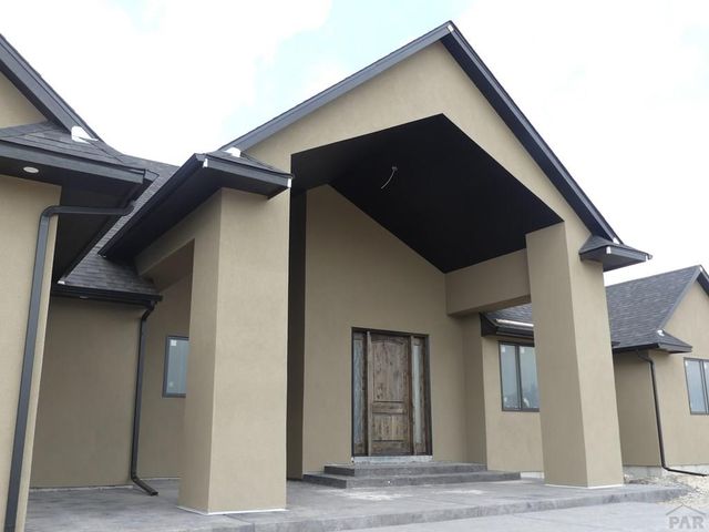 847 S Charlo Dr, Pueblo West, CO 81007