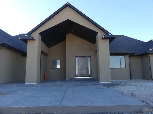 847 S Charlo Dr, Pueblo West, CO 81007