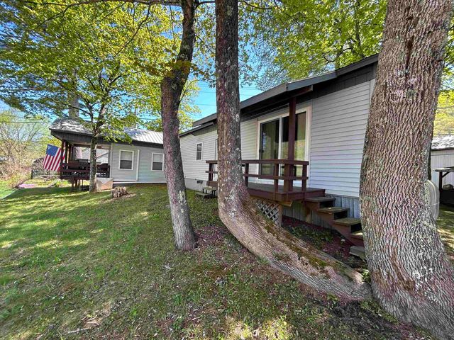1940 VT RT 30, Jamaica, VT 05343