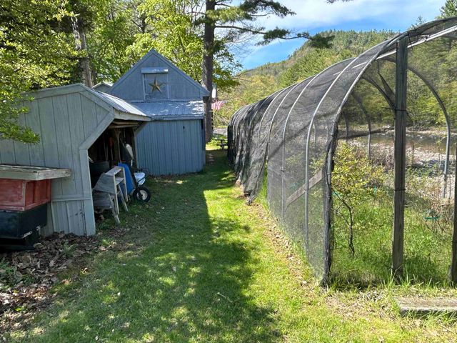 1940 VT RT 30, Jamaica, VT 05343