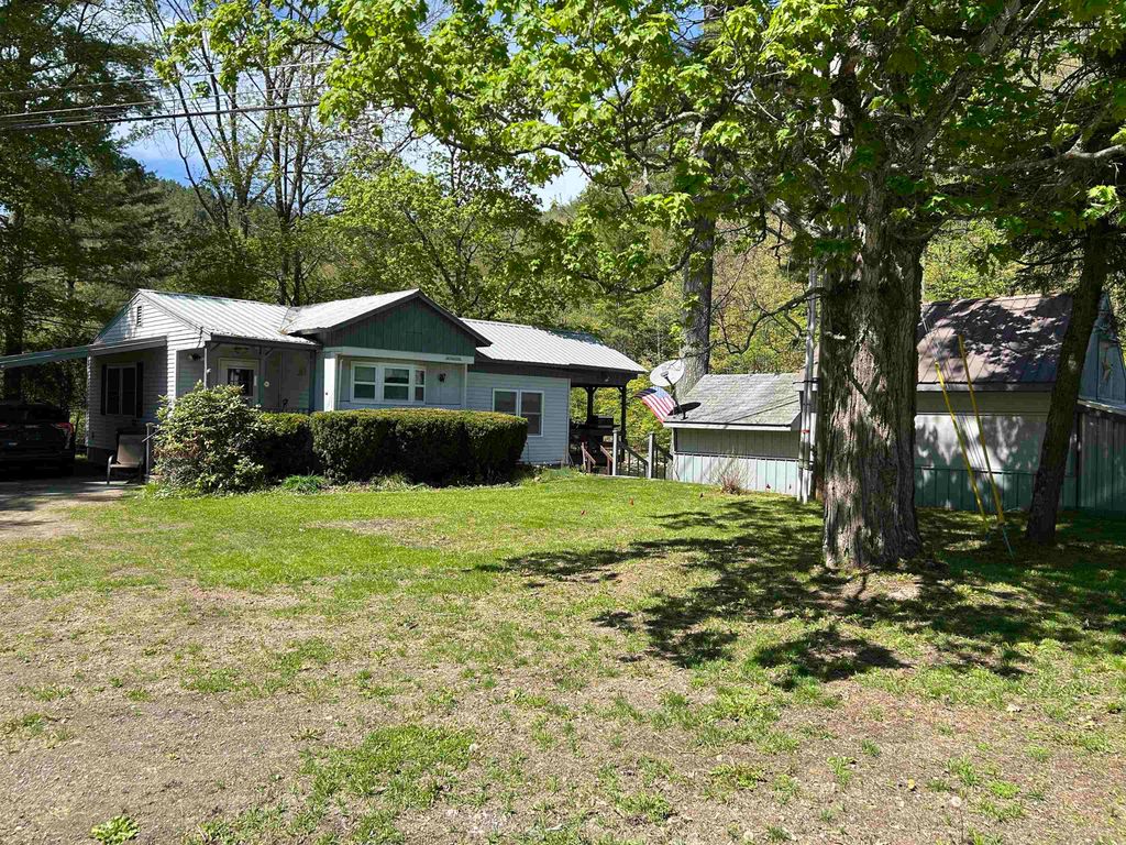 1940 VT RT 30, Jamaica, VT 05343