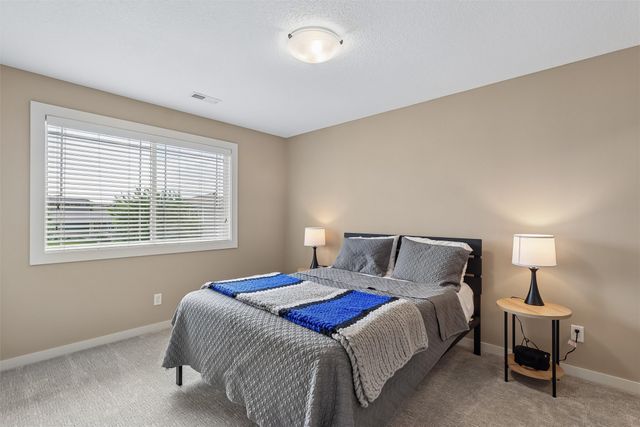 345 Dunham Drive, Waukee, IA 50263