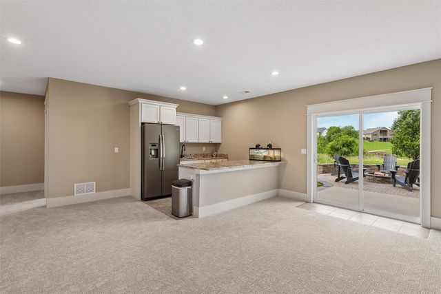 345 Dunham Drive, Waukee, IA 50263