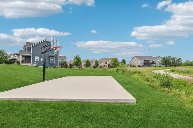 345 Dunham Drive, Waukee, IA 50263