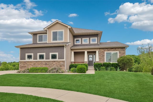 345 Dunham Drive, Waukee, IA 50263