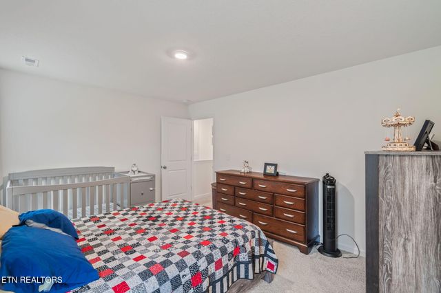 7116 Dusty Rose Lane, Knoxville, TN 37921