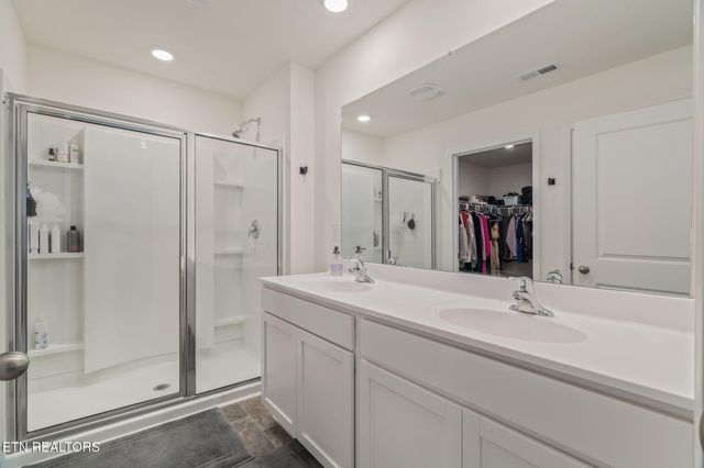 7116 Dusty Rose Lane, Knoxville, TN 37921