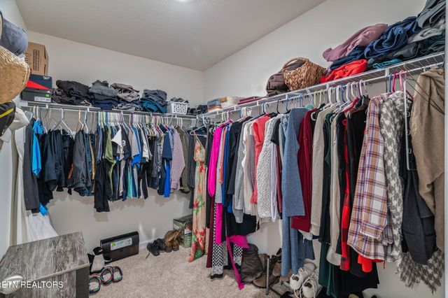 7116 Dusty Rose Lane, Knoxville, TN 37921