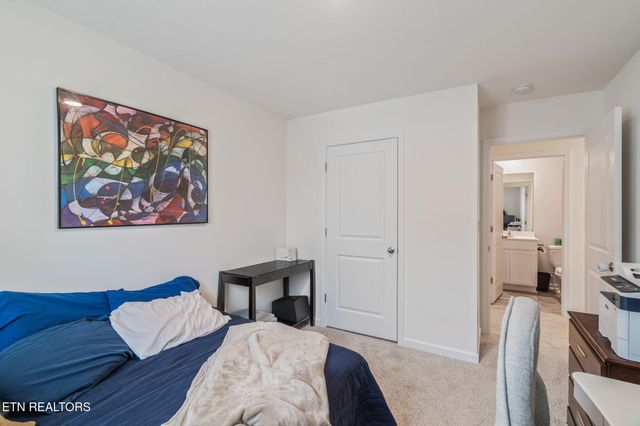 7116 Dusty Rose Lane, Knoxville, TN 37921