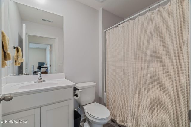 7116 Dusty Rose Lane, Knoxville, TN 37921