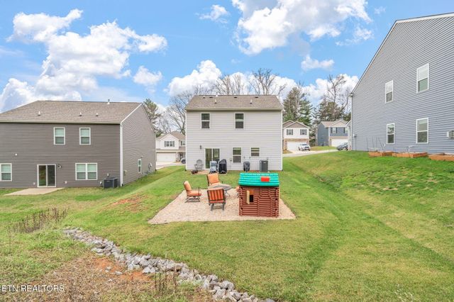 7116 Dusty Rose Lane, Knoxville, TN 37921