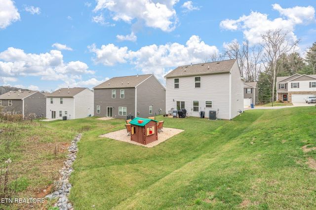 7116 Dusty Rose Lane, Knoxville, TN 37921