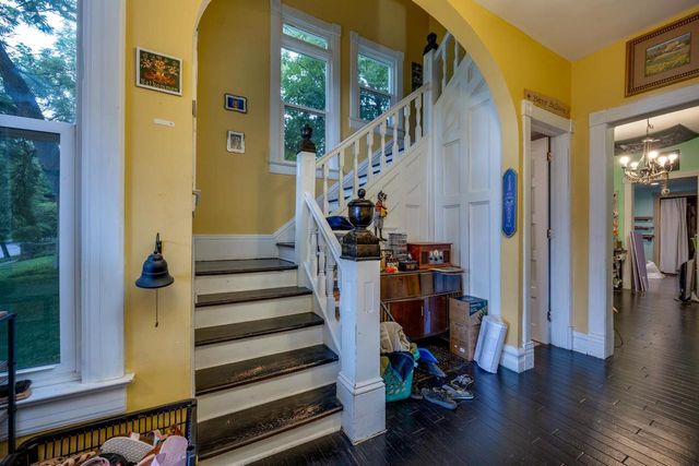 133 10th Street, Baraboo, WI 53913