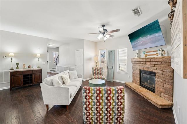 5815 Crest Oak Way, Cumming, GA 30028