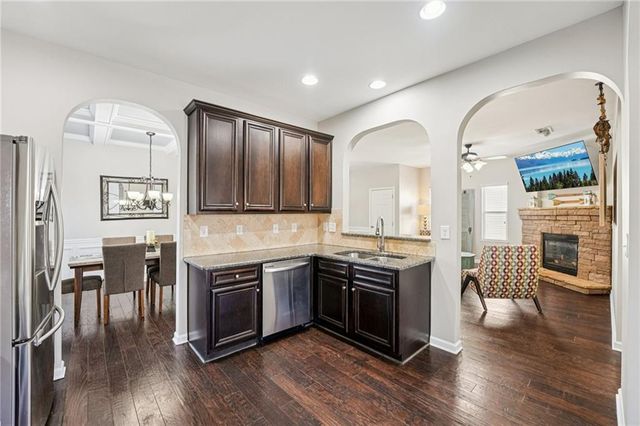 5815 Crest Oak Way, Cumming, GA 30028