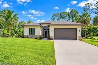 2735 12th AVE NE, Naples, FL 34120