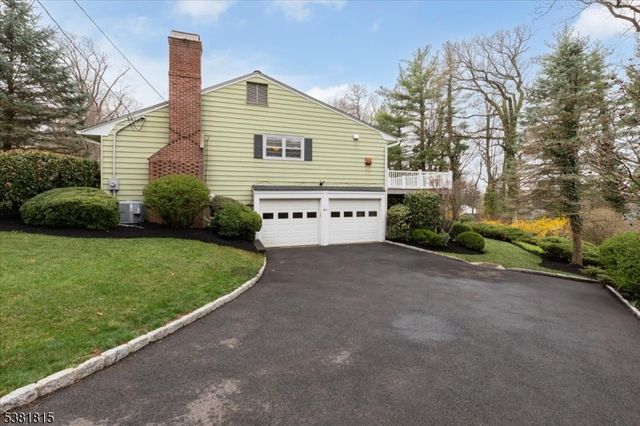 26 Crest Dr, Berkeley Heights Twp., NJ 07974