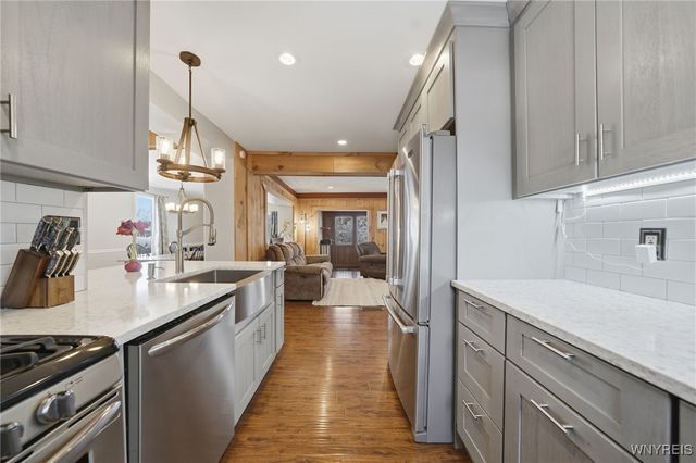 577 Emerson Drive, Amherst, NY 14226