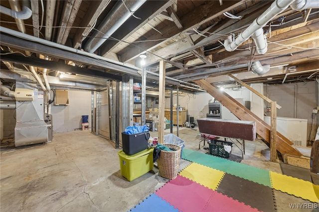 577 Emerson Drive, Amherst, NY 14226