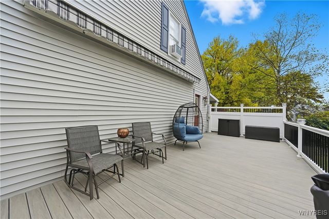 577 Emerson Drive, Amherst, NY 14226