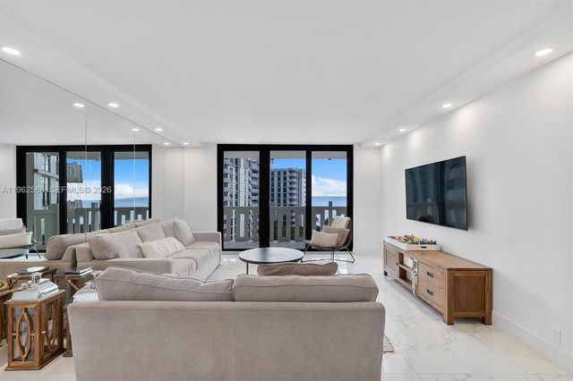 1121 Crandon Blvd D806, Key Biscayne, FL 33149