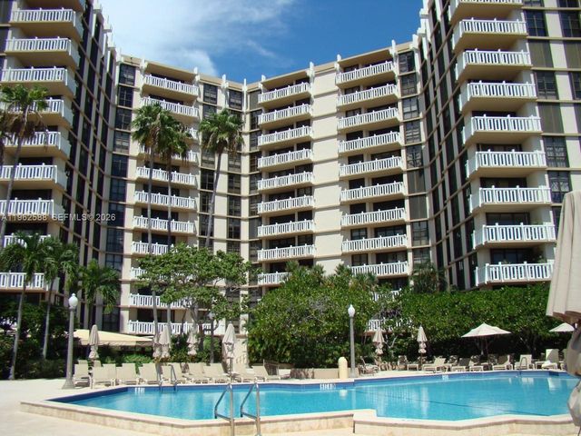 1121 Crandon Blvd D806, Key Biscayne, FL 33149