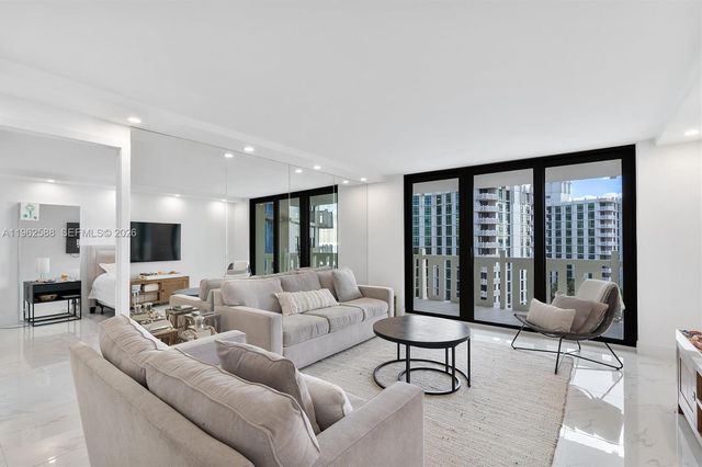 1121 Crandon Blvd D806, Key Biscayne, FL 33149