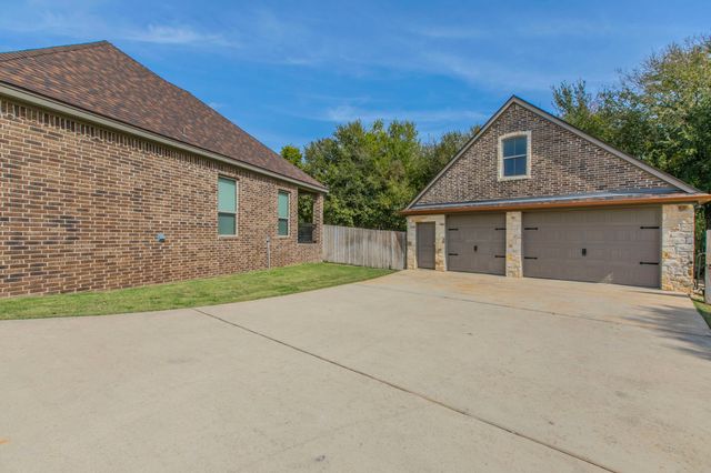 20 Independence Trail, Waco, TX 76708