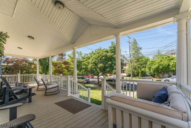 127 W Cliff St, Somerville Boro, NJ 08876