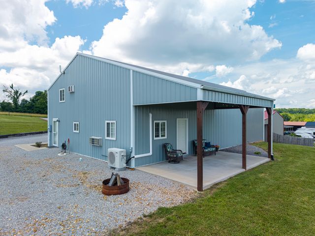 222 Black Ridge Road, Nancy, KY 42544