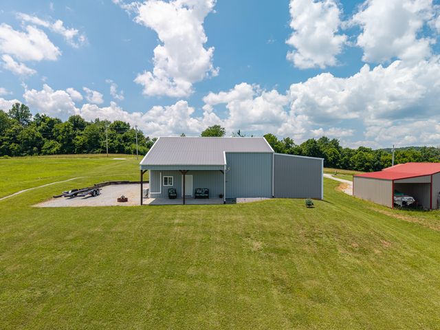 222 Black Ridge Road, Nancy, KY 42544
