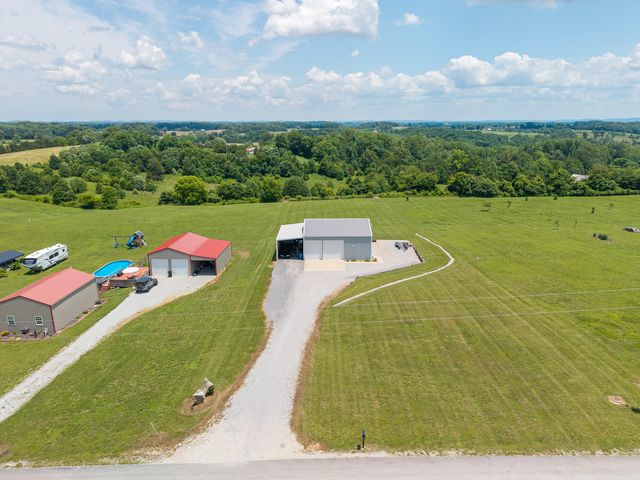 222 Black Ridge Road, Nancy, KY 42544