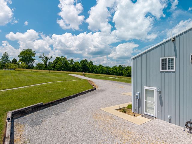 222 Black Ridge Road, Nancy, KY 42544
