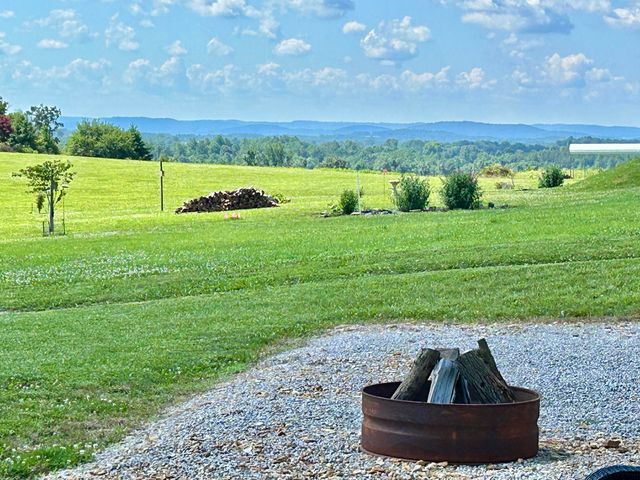 222 Black Ridge Road, Nancy, KY 42544