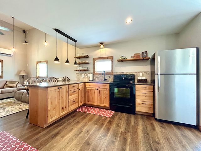 222 Black Ridge Road, Nancy, KY 42544