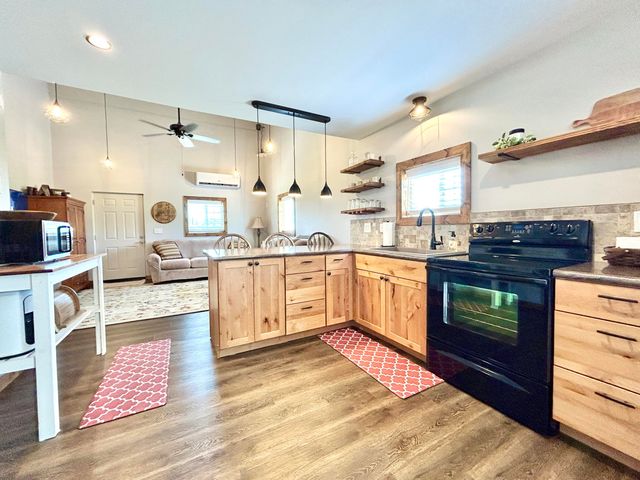 222 Black Ridge Road, Nancy, KY 42544