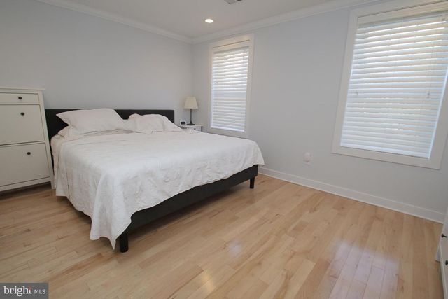 703 S 17TH ST, Philadelphia, PA 19146