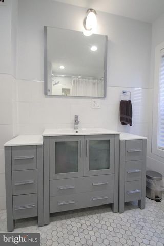 703 S 17TH ST, Philadelphia, PA 19146