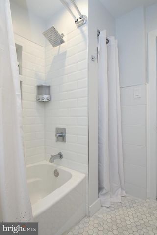 703 S 17TH ST, Philadelphia, PA 19146