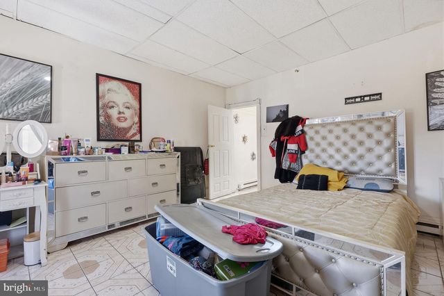 422 E ALLEGHENY AVE, Philadelphia, PA 19134