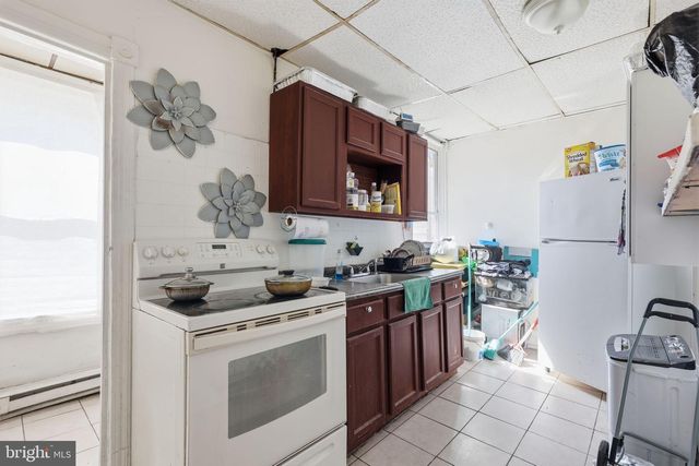 422 E ALLEGHENY AVE, Philadelphia, PA 19134