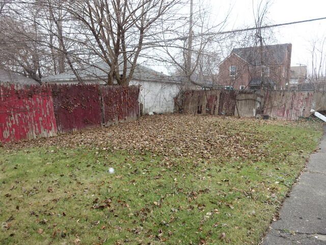 8205 E Outer Drive E, Detroit City, MI 48213