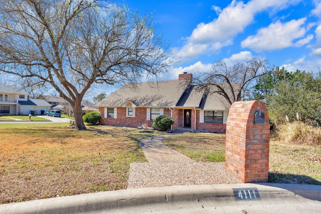 4111 Canyon Cliff CIR, Temple, TX 76502
