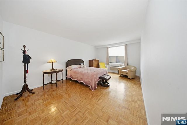 151 Prospect Avenue 16D, Hackensack, NJ 07601