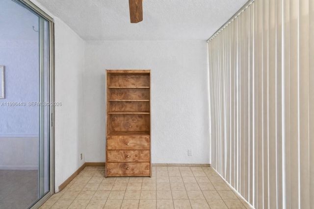 7640 NW 18th St 104, Margate, FL 33063