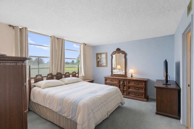 7640 NW 18th St 104, Margate, FL 33063