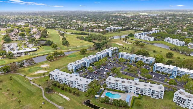 7640 NW 18th St 104, Margate, FL 33063