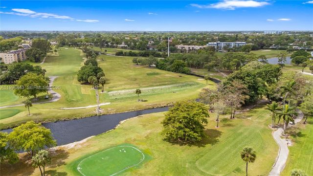 7640 NW 18th St 104, Margate, FL 33063