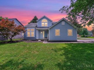 100 Thorobred Road, Loveland, OH 45140