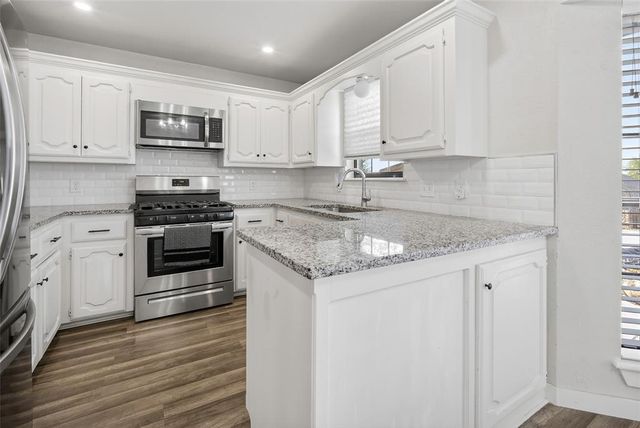 2605 Amber Street, Moore, OK 73160